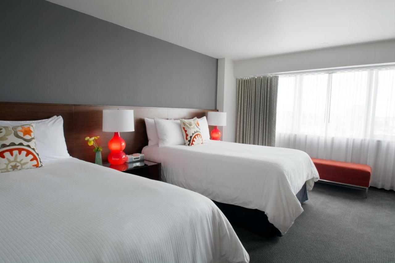 Hotel Murano Такома Екстер'єр фото A room at the Hotel Nueve