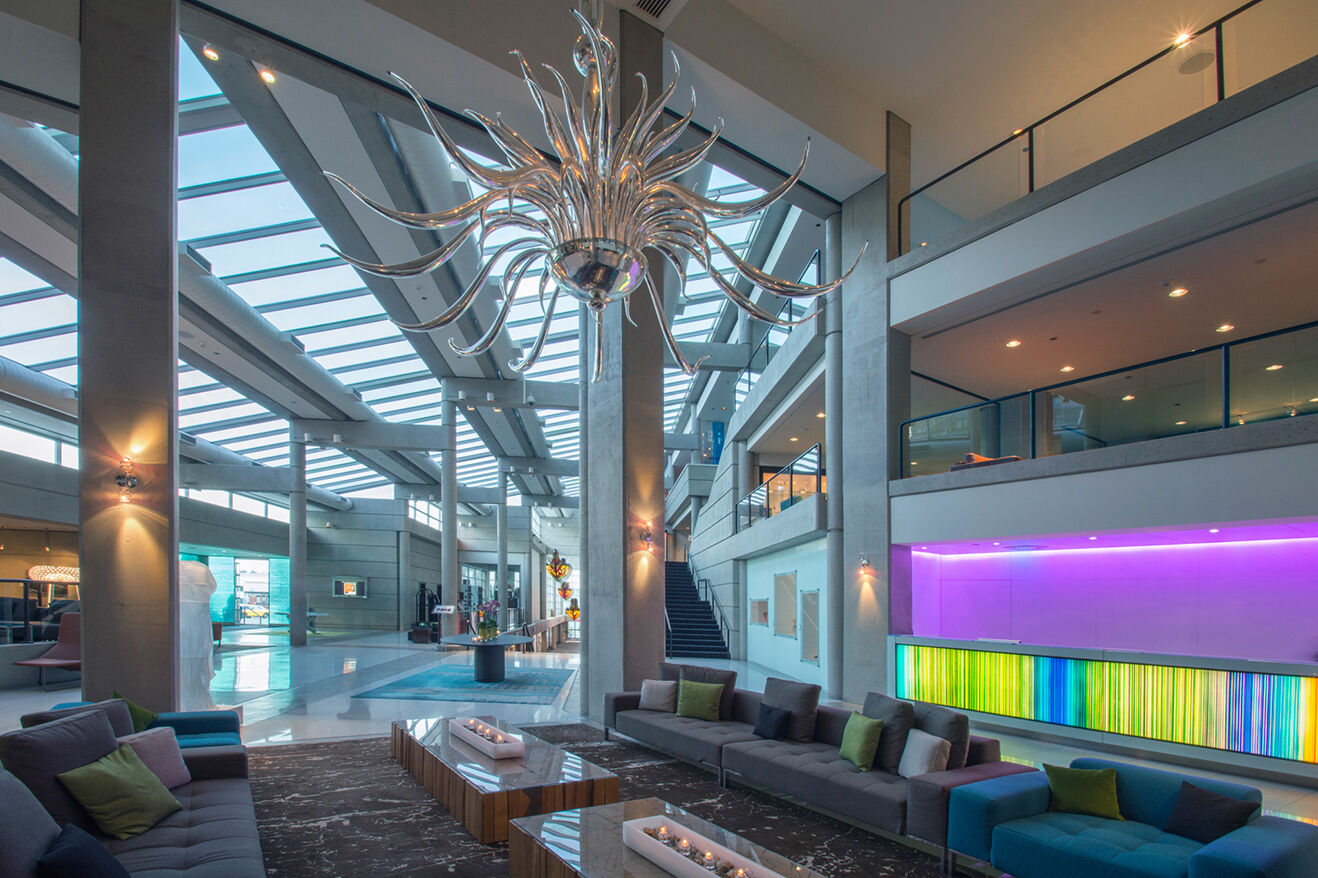 Hotel Murano Такома Екстер'єр фото The lobby of the Renaissance Boston Harbor Hotel